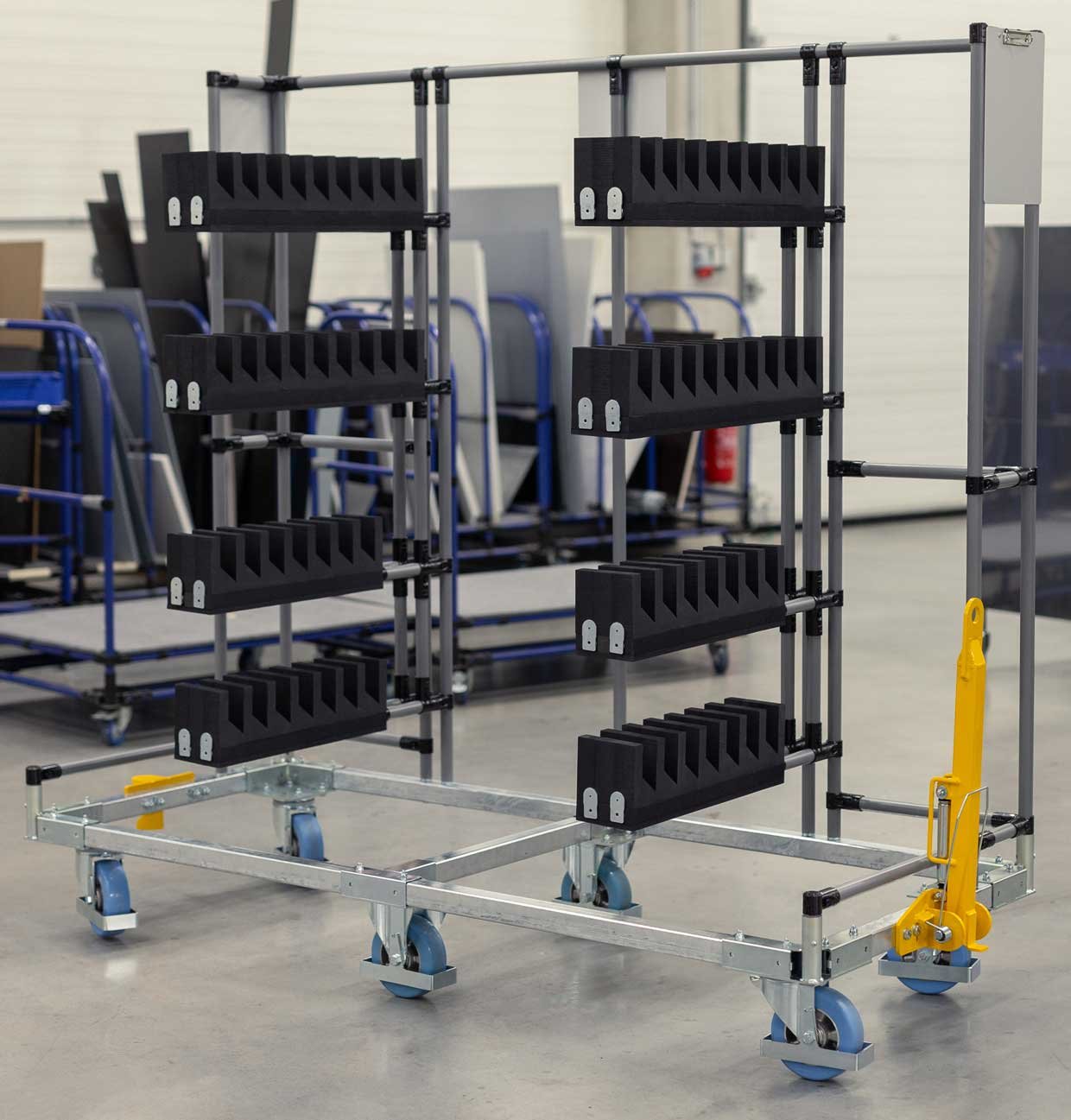 Cantilever trolley with foam inserts for the transport of sensitive long goods