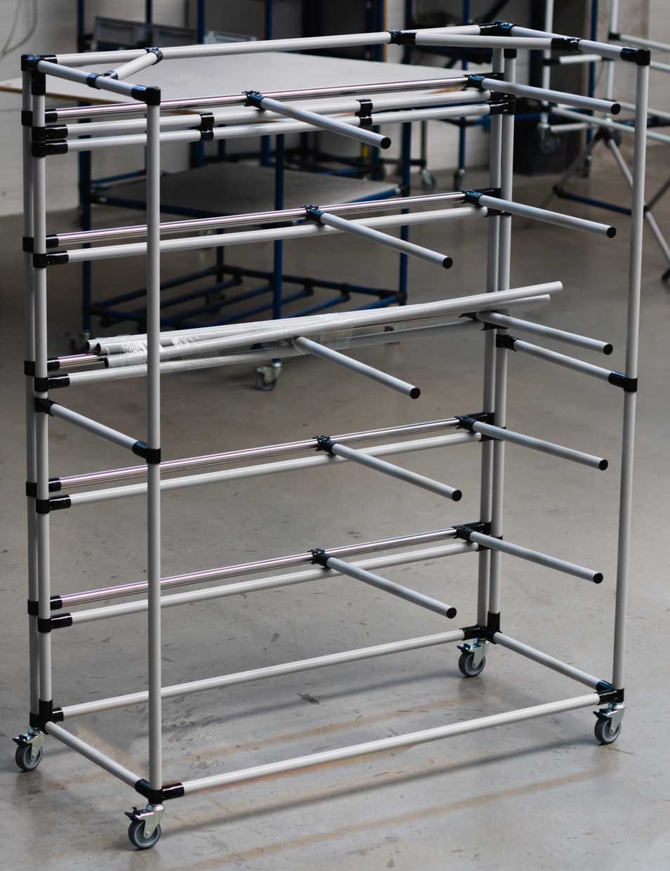 Mobile cantilever rack made of tubular steel profile
